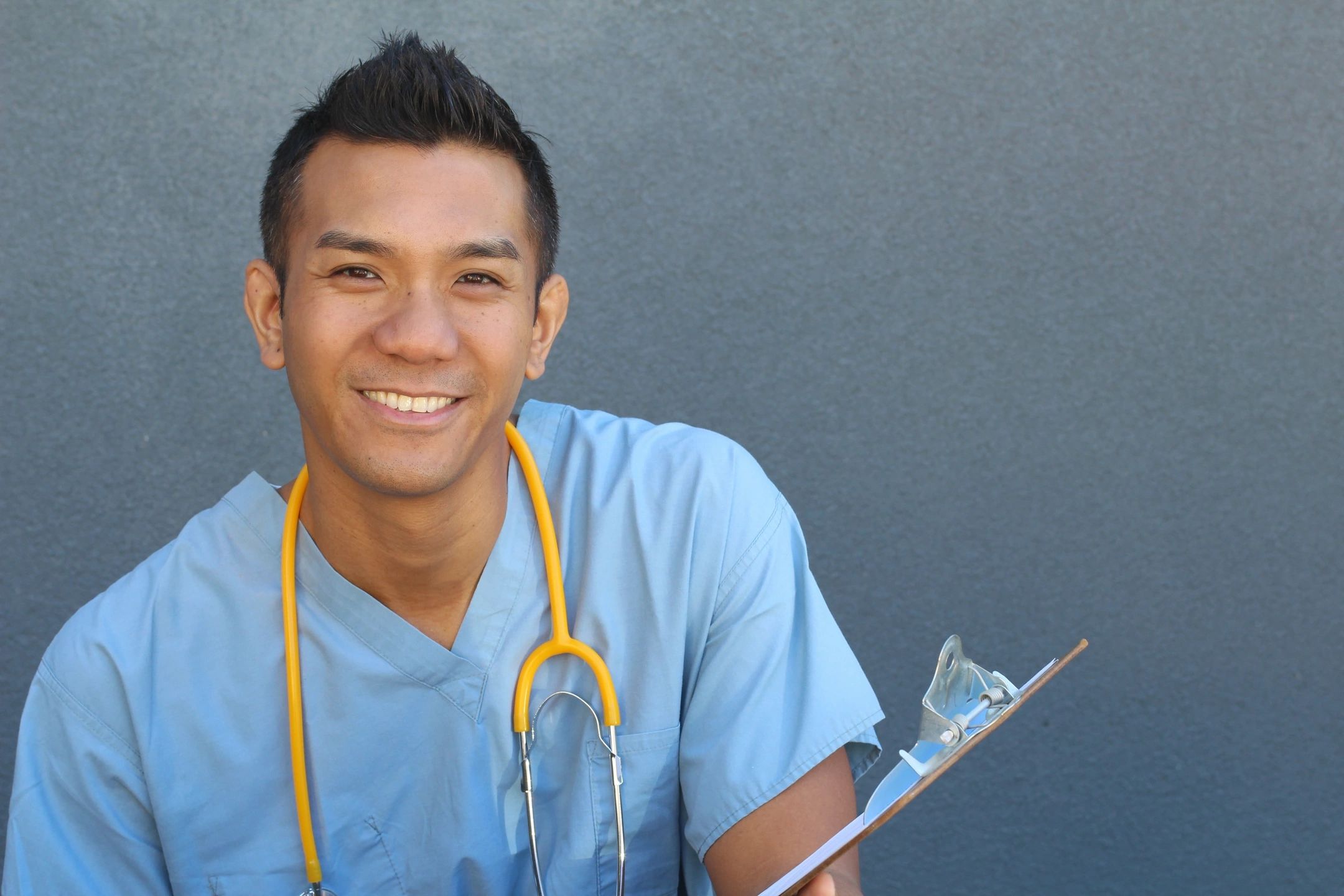 Dr. Javier Torres